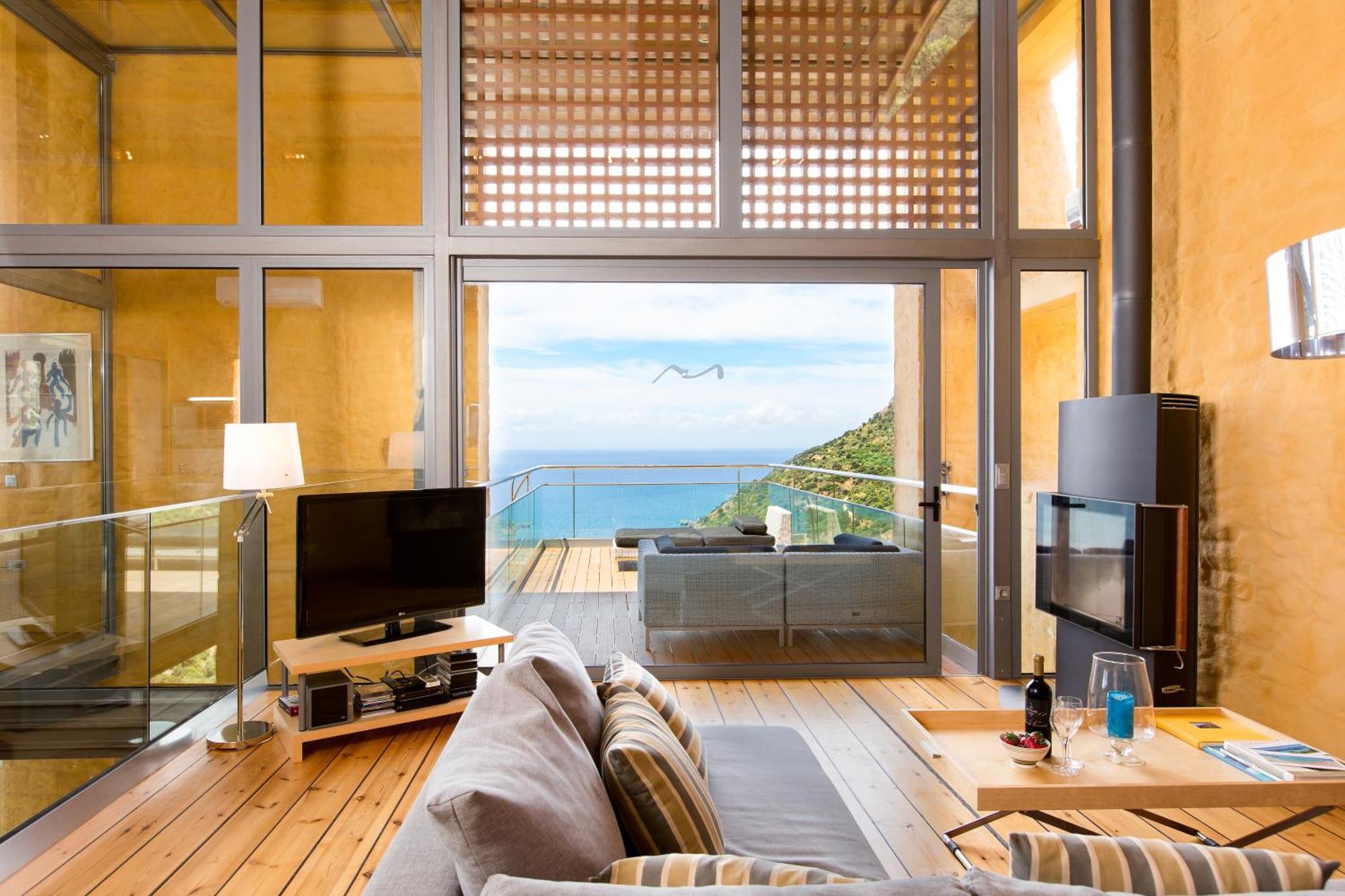 Beachfront Ravdoucha Epavlis Eleni Villa - Pool, Hot Tub, Gym, Sauna, Private Parking, Wifi Ханья Экстерьер фото
