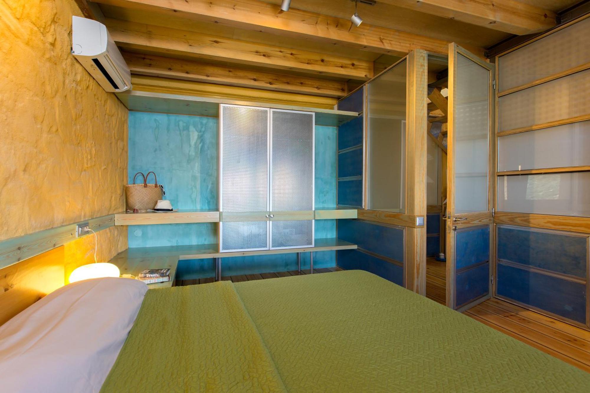 Beachfront Ravdoucha Epavlis Eleni Villa - Pool, Hot Tub, Gym, Sauna, Private Parking, Wifi Ханья Экстерьер фото