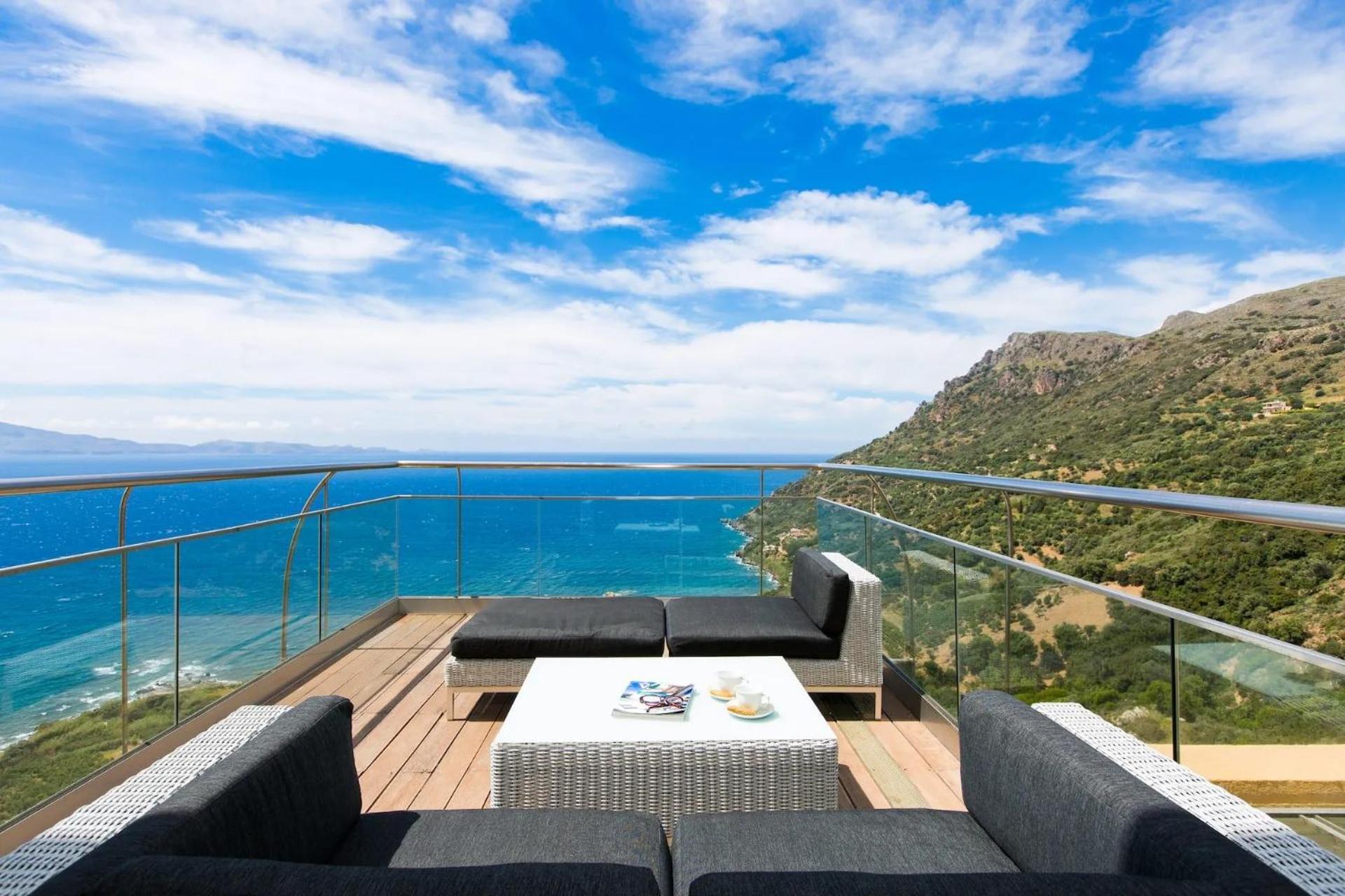 Beachfront Ravdoucha Epavlis Eleni Villa - Pool, Hot Tub, Gym, Sauna, Private Parking, Wifi Ханья Экстерьер фото