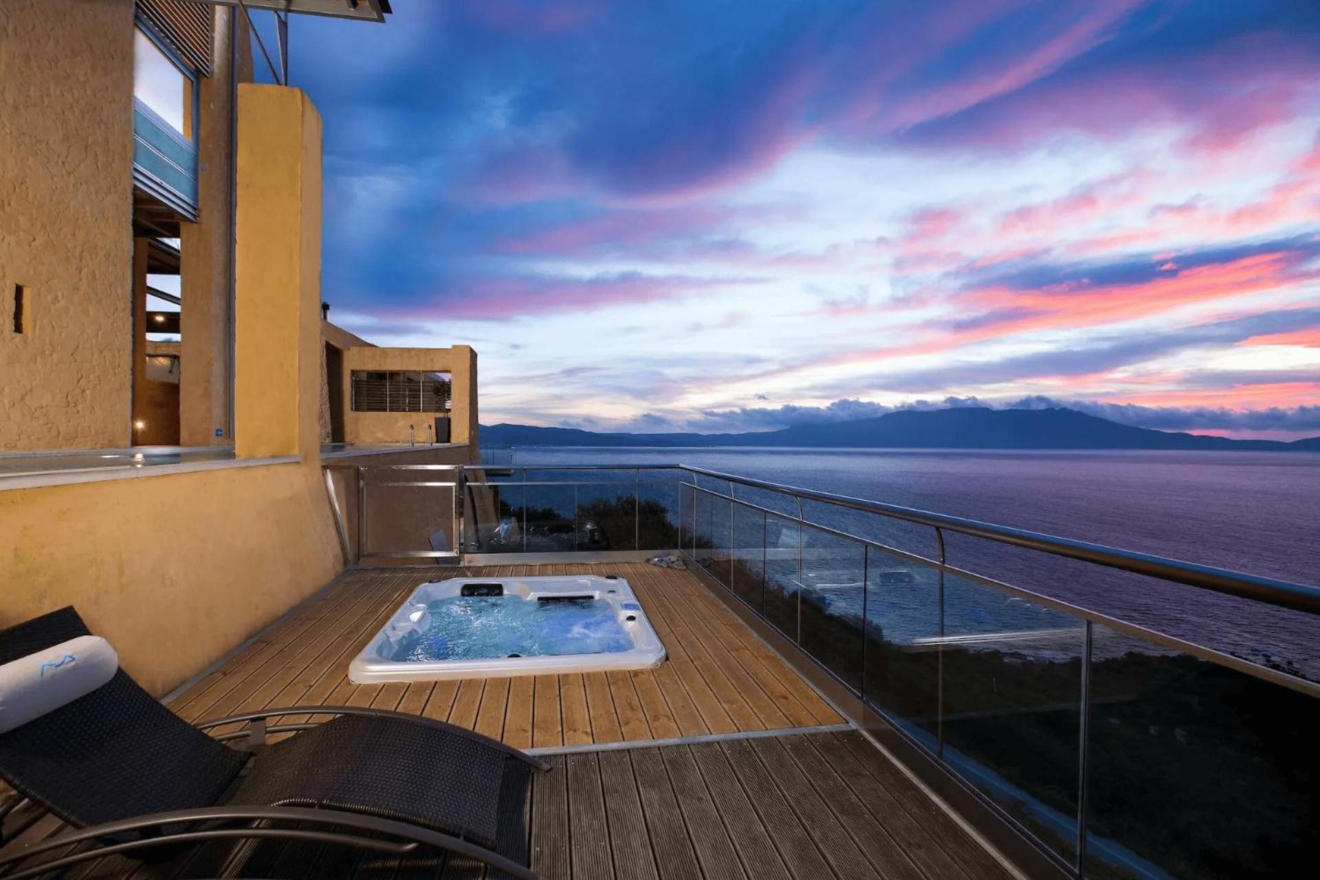 Beachfront Ravdoucha Epavlis Eleni Villa - Pool, Hot Tub, Gym, Sauna, Private Parking, Wifi Ханья Экстерьер фото