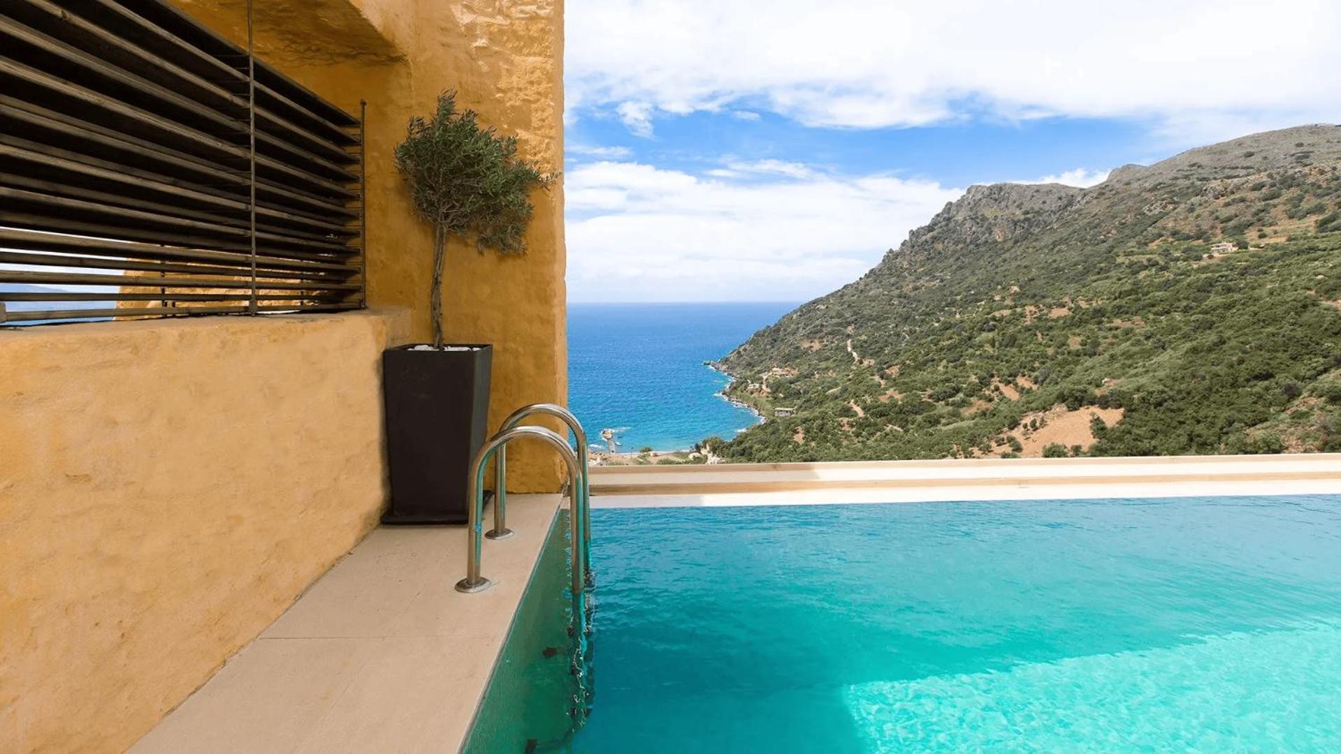 Beachfront Ravdoucha Epavlis Eleni Villa - Pool, Hot Tub, Gym, Sauna, Private Parking, Wifi Ханья Экстерьер фото